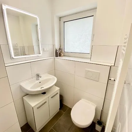 Lemon - 4 Per - Garage - 65 Zoll 브라운슈바이크